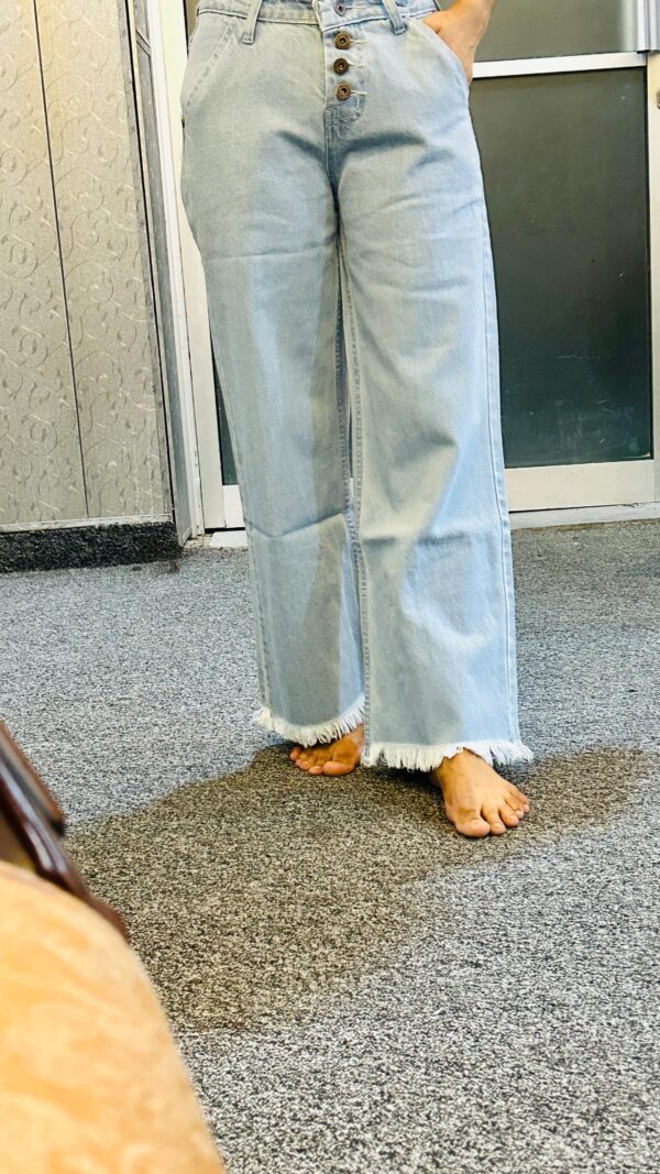 High-Waisted denim Wide-Leg Jeans